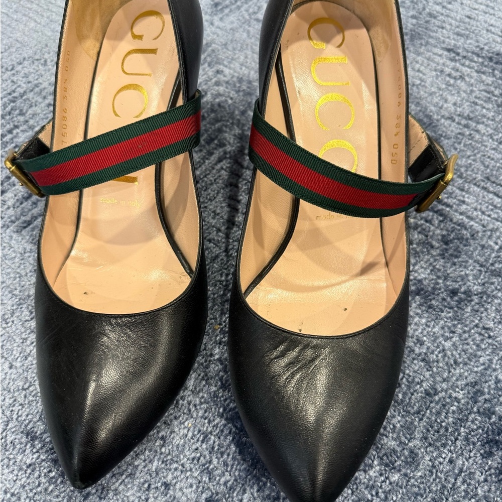 Gucci Black Leather Heels with Red and Green Strap